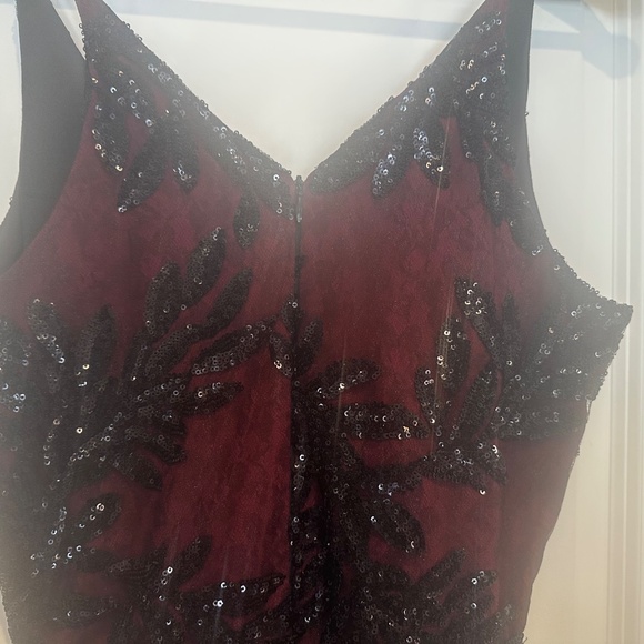 Dress the Population wine and black sequins mini dress - Picture 3 of 4